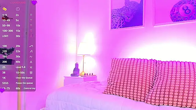 Valen ross  online show from February 26, 2026, 10:43 pm