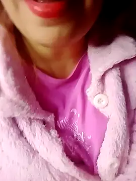 Snapshot of Maya-Moon chatting on January 14, 2026, 2:37 am Maya-Moon online show from January 14, 2026, 2:37 am