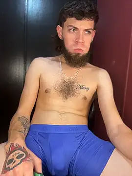 Snapshot of bwcizThrobbing chatting on December 3, 2025, 3:33 pm bwcizThrobbing online show from December 3, 2025, 3:33 pm