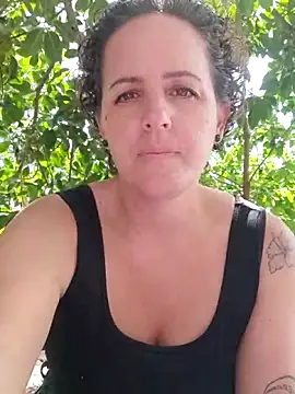 emiliemilf online show from March 12, 2026, 8:35 pm