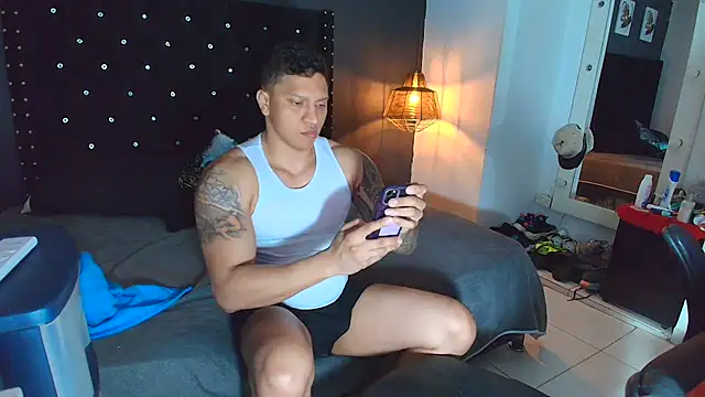 ethan dalton  online show from December 21, 2025, 3:30 am