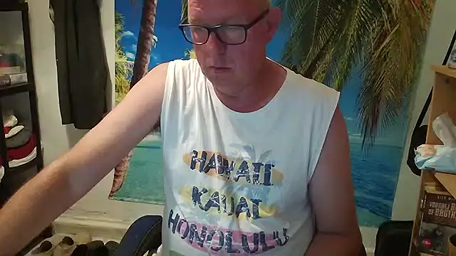 JamesBauer online show from June 12, 2026, 4:21 am