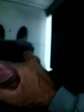 olyveyrah35 online show from January 12, 2026, 7:26 am