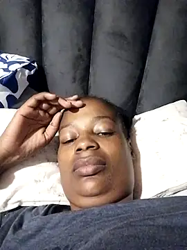 sexylira online show from March 21, 2025, 3:22 am