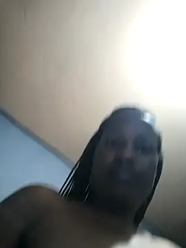 sexylira online show from October 17, 2025, 10:39 am