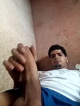 317894 online show from November 8, 2025, 6:33 pm