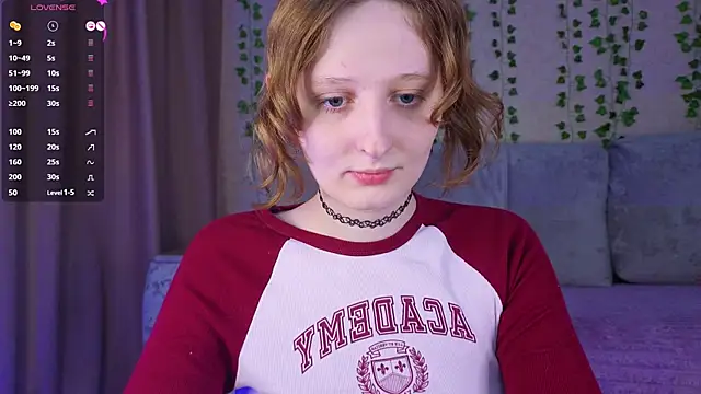 Snapshot of c0ralynx chatting on June 17, 2026, 2:05 pm c0ralynx online show from June 17, 2026, 2:05 pm