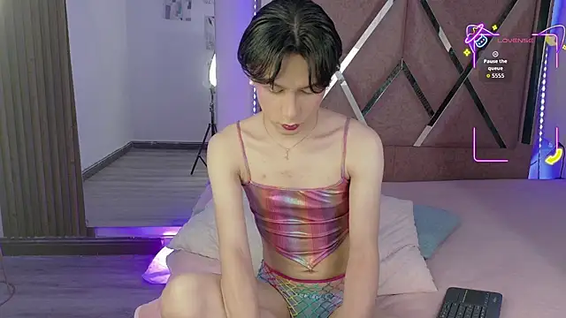 Ash Femboy online show from September 14, 2025, 10:43 pm