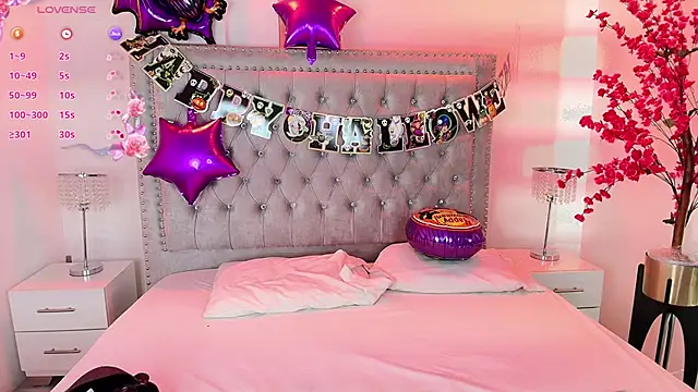 Snapshot of Lia_adamsss chatting on October 25, 2025, 3:17 am Lia adamsss online show from October 25, 2025, 3:17 am