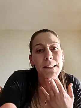 Snapshot of djeny chatting on March 16, 2025, 8:21 pm djeny online show from March 16, 2025, 8:21 pm