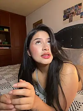 andrea gomes  online show from March 26, 2026, 8:23 am