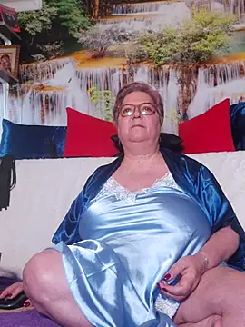 QueenPammy1 online show from February 5, 2026, 7:15 am