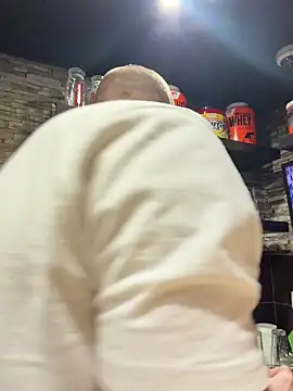 Snapshot of trainwithme chatting on December 1, 2025, 8:26 am trainwithme online show from December 1, 2025, 8:26 am