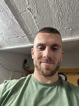 Snapshot of trainwithme chatting on November 23, 2025, 2:16 pm trainwithme online show from November 23, 2025, 2:16 pm