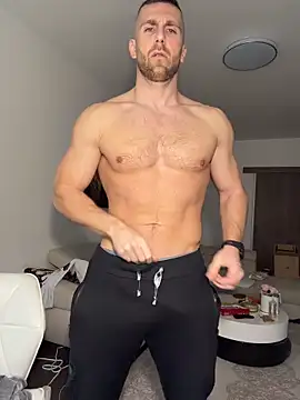 Snapshot of trainwithme chatting on December 5, 2025, 8:02 am trainwithme online show from December 5, 2025, 8:02 am