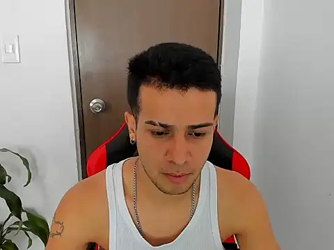 Snapshot of abel_bigcok chatting on April 2, 2026, 8:04 pm abel bigcok online show from April 2, 2026, 8:04 pm