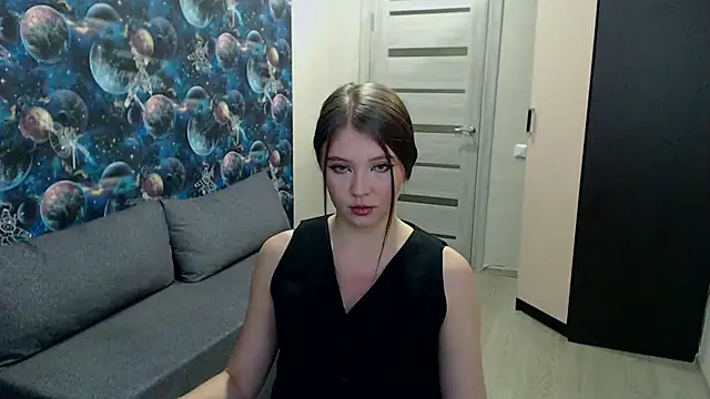 GinnyBlacky online show from September 19, 2025, 4:22 pm