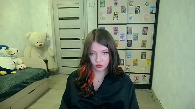 GinnyBlacky online show from April 22, 2026, 6:47 pm