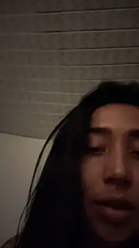 Elowyn online show from November 9, 2025, 1:31 am