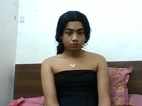 lilysstone12 online show from January 11, 2026, 9:00 pm