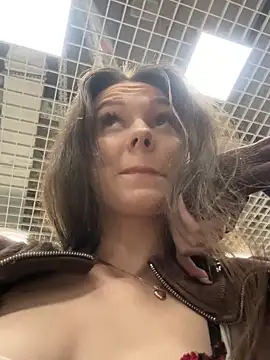 MilaBee online show from January 17, 2026, 11:03 am