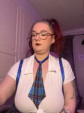 Snapshot of Ms_Lunar-Lust chatting on October 26, 2025, 2:17 pm Ms Lunar-Lust online show from October 26, 2025, 2:17 pm