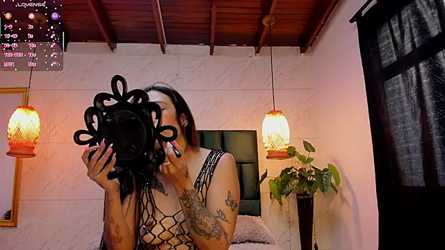 Danna williamss online show from September 24, 2025, 12:00 pm