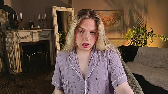 Snapshot of Jes_Solar chatting on May 21, 2026, 9:01 pm Jes Solar online show from May 21, 2026, 9:01 pm