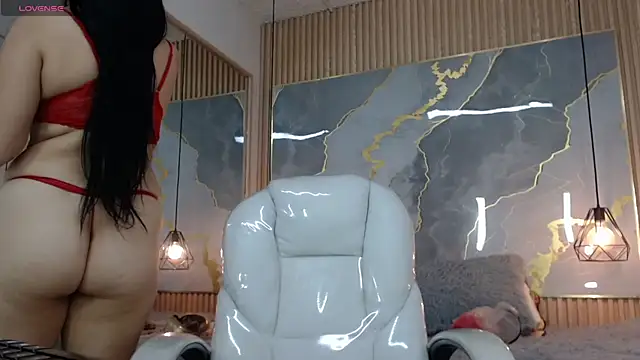 nei girl online show from February 17, 2026, 11:40 am