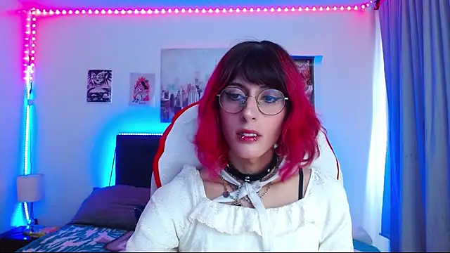 Snapshot of goth_minerva chatting on November 28, 2025, 1:44 pm goth minerva online show from November 28, 2025, 1:44 pm