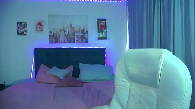 goth minerva online show from April 3, 2026, 1:28 pm