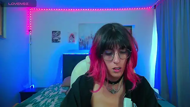 goth minerva online show from February 8, 2026, 1:53 pm