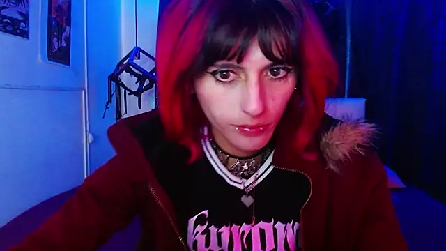 Snapshot of goth_minerva chatting on November 11, 2025, 1:28 pm goth minerva online show from November 11, 2025, 1:28 pm