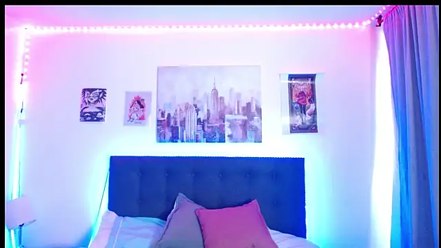 Snapshot of goth_minerva chatting on November 21, 2025, 1:21 pm goth minerva online show from November 21, 2025, 1:21 pm