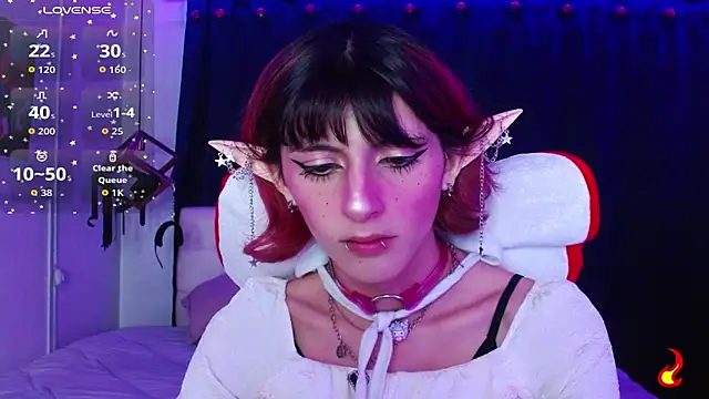 Snapshot of goth_minerva chatting on November 7, 2025, 1:37 pm goth minerva online show from November 7, 2025, 1:37 pm