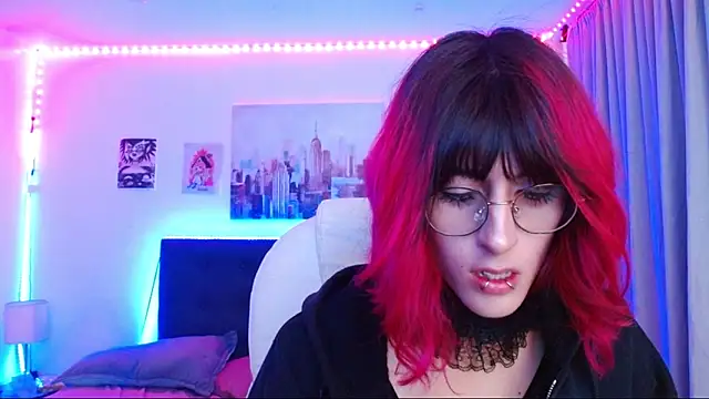 Snapshot of goth_minerva chatting on November 23, 2025, 1:21 pm goth minerva online show from November 23, 2025, 1:21 pm