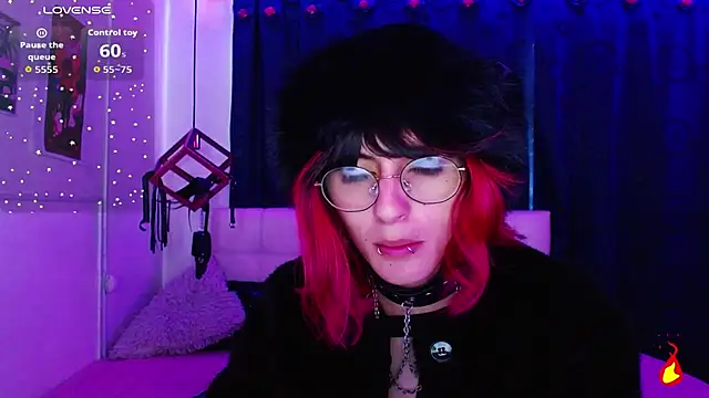 Snapshot of goth_minerva chatting on November 13, 2025, 3:16 pm goth minerva online show from November 13, 2025, 3:16 pm