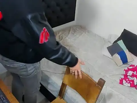 Snapshot of kevinkewman chatting on December 2, 2025, 10:06 am kevinkewman online show from December 2, 2025, 10:06 am