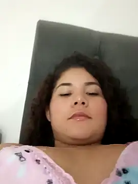 Snapshot of daika31 chatting on December 18, 2025, 12:27 am daika31 online show from December 18, 2025, 12:27 am