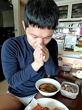 Snapshot of woonee827372 chatting on November 28, 2025, 4:12 am woonee827372 online show from November 28, 2025, 4:12 am