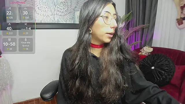 Laila Angels online show from December 4, 2025, 2:10 am