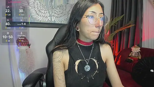 Laila Angels online show from December 14, 2025, 11:49 am