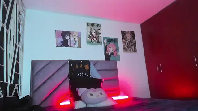 Snapshot of KARINNA__RAVEN chatting on November 26, 2025, 11:27 pm KARINNA RAVEN online show from November 26, 2025, 11:27 pm