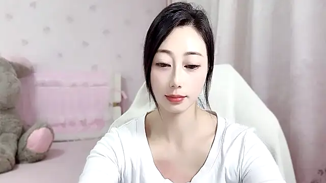 anjila888 online show from October 28, 2025, 1:21 pm