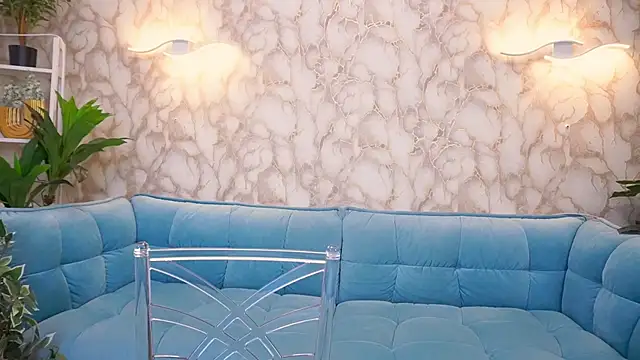 Snapshot of LuxSopphia chatting on November 14, 2025, 8:12 pm LuxSopphia online show from November 14, 2025, 8:12 pm