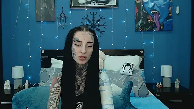 Snapshot of Velvetbat chatting on May 20, 2026, 6:54 am Velvetbat online show from May 20, 2026, 6:54 am
