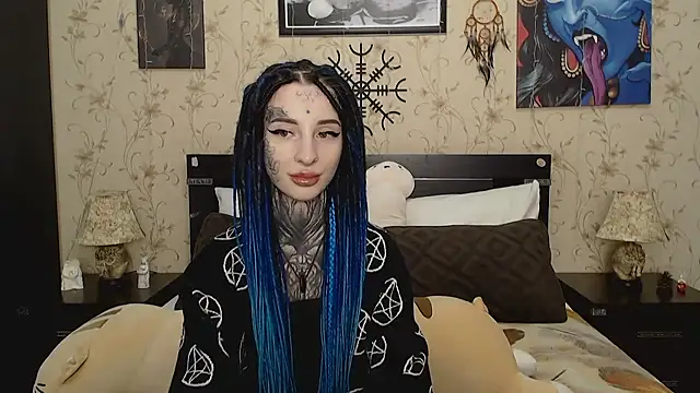 Velvetbat online show from February 6, 2026, 6:53 am