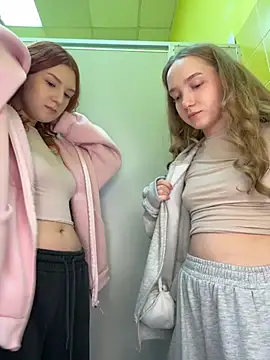 Snapshot of bambi_lu chatting on February 6, 2026, 6:04 pm bambi lu online show from February 6, 2026, 6:04 pm