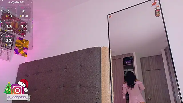 Snapshot of mady_malkovax chatting on November 7, 2025, 6:56 pm mady malkovax online show from November 7, 2025, 6:56 pm