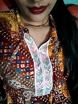 Snapshot of Eshwari_Chopra chatting on October 28, 2025, 4:28 pm Eshwari Chopra online show from October 28, 2025, 4:28 pm